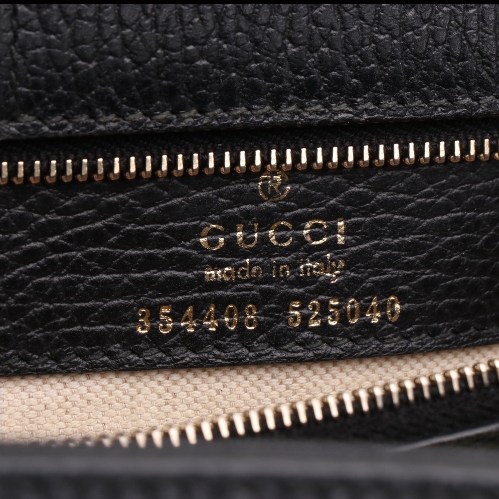 Gucci Shopper Swing Tote Medium in Black Pebble Grain Calfskin - Picture 8 of 11